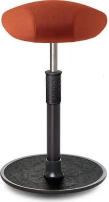 Produktbild von Sitz- Stehhocker Free Tall Triangel kvadrat Remix Orange schwarz /schwarz.