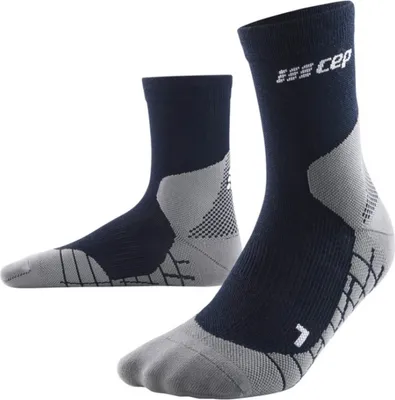 Zdjęcie produktu dla Męskie skarpety kompresyjne trekkingowe CEP z wełną Hiking Light Merino krótkie niebieskie
