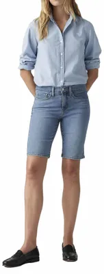 Produktbild von Levi's Shaping Bermuda Camp Denim Short