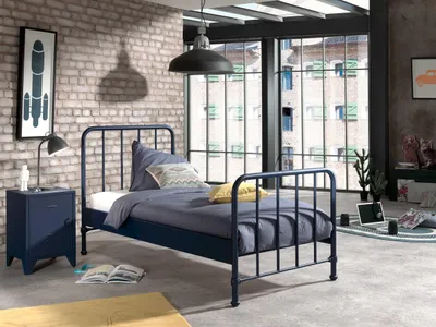 Image de Vipack BRONXX Lit métallique au look cool bleu denim mat, surface de couchage 90 x 200 cm