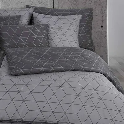 Produktbild von Traumschlaf Mako-Satin Bettwäsche Geo grau 135x200 cm + 80x80 cm