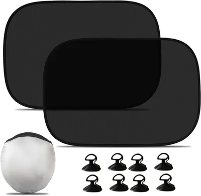 Productafbeelding van Set van 2 zonneschermen voor auto's, geschikt voor baby's. De zonneschermen hebben zuignappen om aan de zijruiten te bevestigen. Inclusief verduisterende gordijnen met UV-bescherming, die warmte reflecteren en geschikt zijn voor de achter- en zijruiten. Afmetingen: 54 x 36 cm