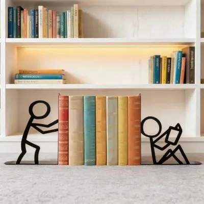 Produktbild von 2 dekorative Buchstützen aus Metall für Schreibtisch und Bücherregal – niedliche Ergänzung für die Leseecke, Geschenk für Bücherliebhaber