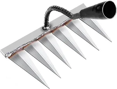 Obrázek produktu pro Ruční vertikutátor s 6 ocelovými zuby, určený k prořezávání živých plotů / kypření půdy / výsevu osiva (bez sekání)