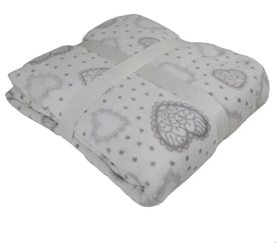 Produktbild von Kuscheldecke Mikrofaserdecke 150 x 200 cm mit Herzchenmotiv Wohndecke