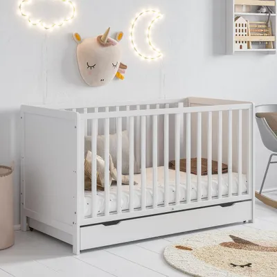 Produktbild von Petite Amélie Babybett Nuage - 70x140 cm - mitwachsend - Weiß - mit Lattenrost – höhenverstellbar