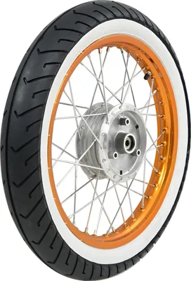 Produktbild von Komplettrad - vorne - 1,5x16 Zoll - Alufelge orange eloxiert und poliert, Edelstahlspeichen - MITAS - Weißwandreifen MC2 montiert