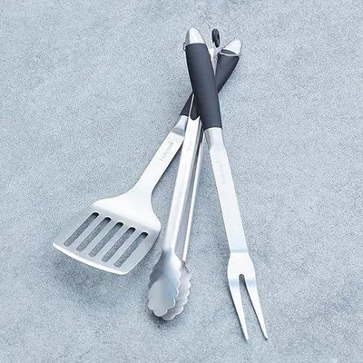 Produktbild von Famanu Grillbesteck Edelstahl - mit tragbarer Aufbewahrungstasche