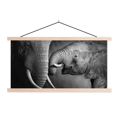 Produktbild von MuchoWow® Textilposter Wildtiere - Elefant - Schwarz - Weiß - Porträt 120x60 cm mit holzfarbenen Rahmen - Klemmleiste