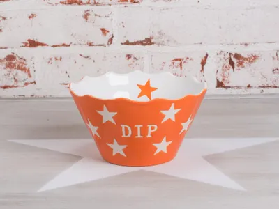 Produktbild von Krasilnikoff DIP Schale ORANGE mit weißen Sternen Keramik Schüssel