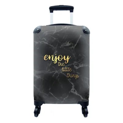 Produktbild von MuchoWow® Koffer Handgepäck Trolley Rollkoffer Kleine Reisekoffer mit 4 Rollen - Zitate - Sprichwörter - Gold - Marmor - Cabin Size < 55x40x23 cm & 55x40x20 cm - Fotokoffer - Kabinenkoffer - Boardgepäck - Reise-Box - Reisekoffer - Reisegepäck - Koffer mit Bild - Trolley für Kinder