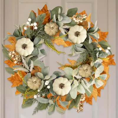 Productafbeelding van Herfstkrans met esdoornbladeren en witte pompoenen, 45 cm. Decoratie voor de deur, geschikt voor Halloween en oogstfeest