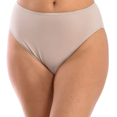 Productafbeelding van Selene Basic slip voor dames, gemaakt van zachte microvezel, model 803. Comfort, zachtheid en een perfecte pasvorm.