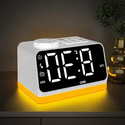 Obrázek produktu pro Digitální budík s dvojitým budíkem, FM rádiem, 2 USB porty a časovačem, bílý