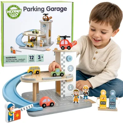 Produktbild von Woopie Green Holzparkhaus 2-in-1-Tankstelle mit Autos und Figuren 12 Stück
