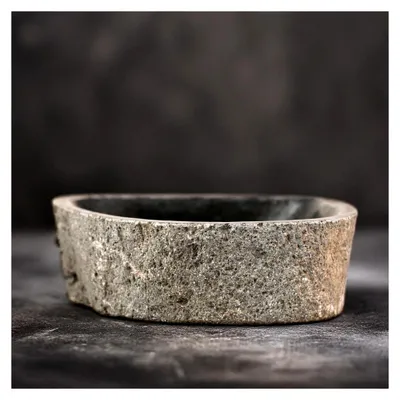Produktbild von Steintrog Vogeltränke - Tier-Wassernapf aus Naturstein - Handgefertigte Schale - für Vögel, Hunde und Katzen - Frost- und Wetterfest - Garten Deko Wasserschale