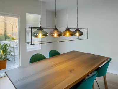 Produktbild von Pendelleuchte Esszimmer Hängelampe Küche Metall Bunt-Glas Schwarz 4-flammig E14