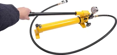 Zdjęcie produktu dla Ręczna pompa hydrauliczna – CP-700 Ręczna pompa hydrauliczna – 700 barów wysokiego ciśnienia – żółta