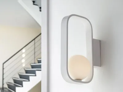 Produktbild von LED Wandleuchte 1-flammig Glaskugel Opalweiß für Wohnzimmer und Treppenhaus