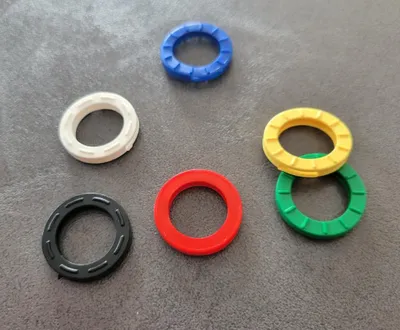 Produktbild von Schlüsselkennringe 6er Set – Kunststoff, verschiedene Farben, Ø 25 mm