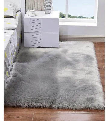 Zdjęcie produktu dla Miękki dywan szary, imitacja futra, 120 x 160 cm, prostokątny