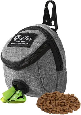 Imagen del producto de Bolsa para golosinas para perros con dispensador de bolsas para excrementos, confeccionada en algodón Oxford, con 2 compartimentos, de color gris, ideal para entrenamiento y paseos