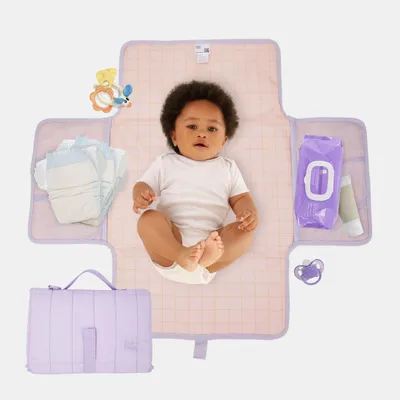 Immagine prodotto di Fasciatoio portatile Hylat Baby - pieghevole, idrorepellente - ideale per i viaggi - viola