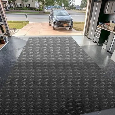 Produktbild von Gummimatten und Gummiläufer 100 x 500 cm rutschfeste Bodenschutzmatte 3 mm Riffelblechmatte für Garagen und Werkstätten