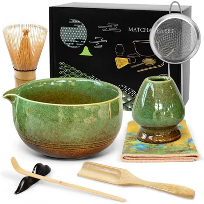 Immagine prodotto di Set per la preparazione del matcha, composto da 8 elementi: frusta in bambù (chasen), cucchiaino, setaccio, panno – Kit di base per la cerimonia del tè giapponese