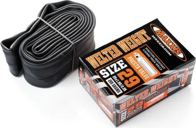 Immagine prodotto di Maxxis 2305-IB75078400 Camera d'aria da 27,5' "WelterWeight", 27,5x1,90-2,35', SV, nero