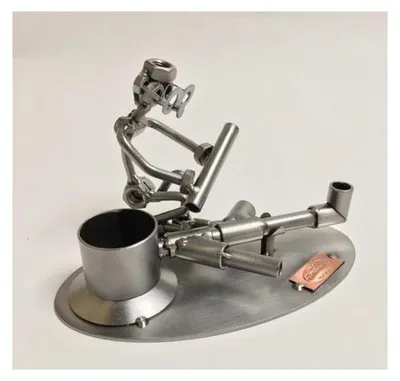 Produktbild von Schraubenmännchen Rohrleger Metallfigur Handgefertigt