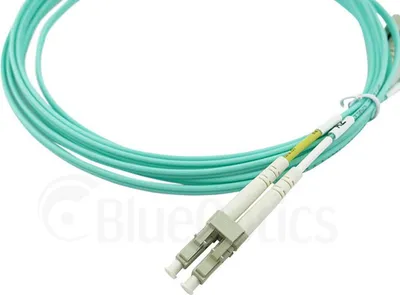Produktbild von BlueOptics SFP3132EU0.5MK, 0,5 m, OM3, LC, SC