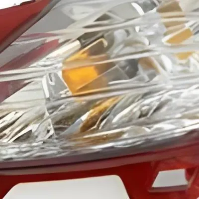 Immagine prodotto di Fanale posteriore con indicatore di direzione destro per Silverwing 125, 150cc