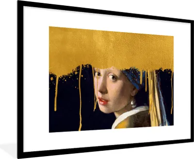 Produktbild von MuchoWow® Gerahmtes Poster Mädchen mit einem Perlenohrring - Gold - Vermeer 90x60 cm - Poster mit Schwarzem Bilderrahmen Wandposter Rahmen Foto Bilder - Wanddekoration - Fotos