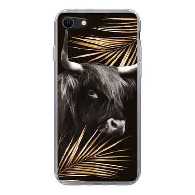 Produktbild von MuchoWow® Handyhülle Schutzhülle Hülle für iPhone SE 2022 Schottischer Highlander - Blätter - Gold Silikon Softcase Handy Hülle - Schutzhülle