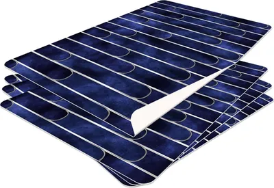 Produktbild von HUBDECO Strapazierfähige Schützende Esstischmatten - Set mit 4 abwaschbaren Vinyl-Tischmatten - Platzdeckchen für Küche - Tischmatte - Tischsets Abwaschbar - 44x32cm - Modell 56