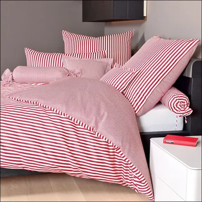 Zdjęcie produktu dla Janine modernclassic 3912 - Pościel mako-satynowa 135x200 + 80x80 cm, kolor 01-ciemnoczerwony