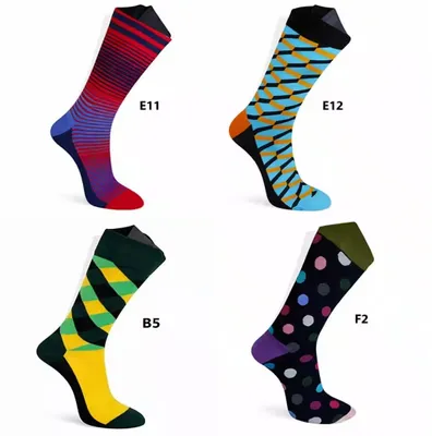 Produktbild von 4 Paar Bunte Herren & Damen Socken mit Muster – Moderne Design Socken, Baumwollmix, Bequem & Atmungsaktiv Größe 38 bis 46