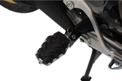 Image de Kit repose-pieds EVO SW-MOTECH pour Honda XRV 650 / 750 (87-2003 XL600V (87-99) CRF1000L