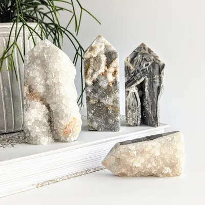 Produktbild von Sphalerit Zinkblende Turm Nr. 7 Naturstein Obelisk Kristallspitze