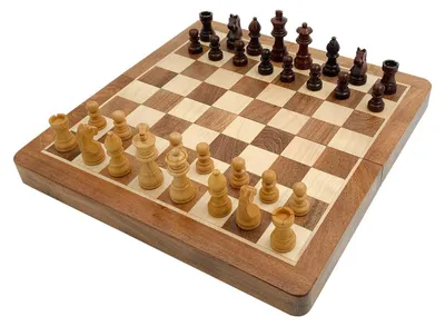 Produktbild von Magnetisches Holz-Schach Staunton-Stil 30x30 cm Italien