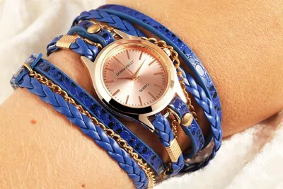Produktbild von Donna Kelly Damenuhr mit Kunstlederion-Wickelarmband