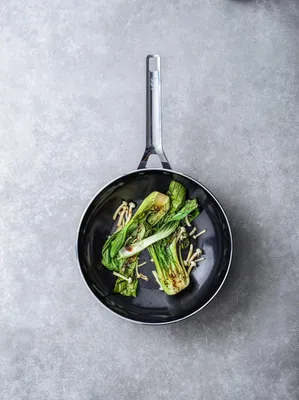 Image de Wok en aluminium Electrolux - Sans PFAS - 28 cm - Noir