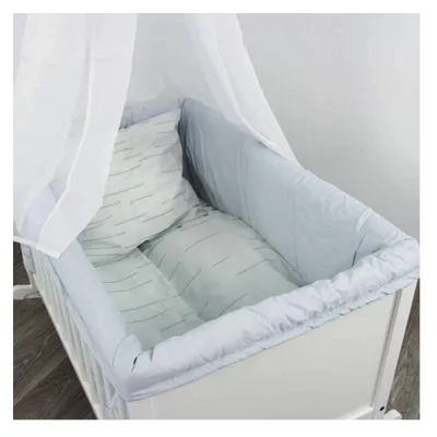 Produktbild von ALVI Baby Wiegen-Set 80x80 – 4-teiliges Bettset mit Bettwäsche, Nestchen & Baldachin – Design Graue Streifen