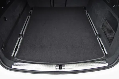 Produktbild von 3-tlg Kofferraummatte mit Ladekantenschutz passend für Audi A6 4G C/ Avant Kombi