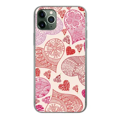 Produktbild von MuchoWow® Handyhülle Schutzhülle Hülle für iPhone 11 Pro Max Eine Illustration mit rosa und roten Herzen Silikon Softcase Handy Hülle - Schutz