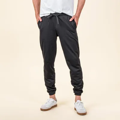 Produktbild von Herren-Jogging-Hose „Calvin“ in Black von Living Crafts