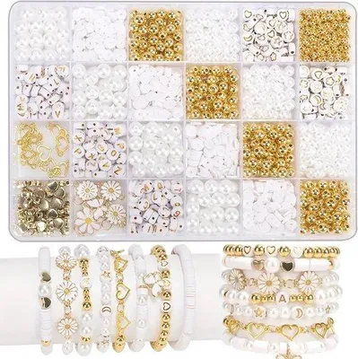 Produktbild von 1000-teiliges Schmuckset mit goldenen Zwischenperlen, Imitationsperlen, Herz- und Madliefen + 6m elastischem Band