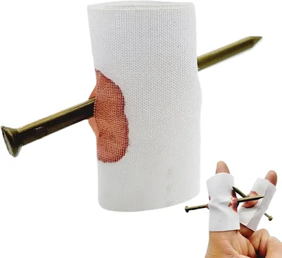 Productafbeelding van Grappige grap - Nepsokken gadget - Feestelijke grappen - Realistisch bloed effect - 3 x 3 x 2 cm