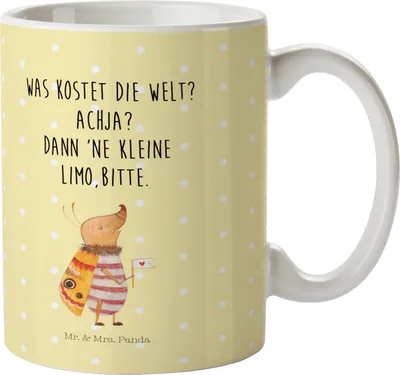 Produktbild von Mr. & Mrs. Panda Trinklernbecher Nachtfalter Fähnchen - Gelb Pastell - Geschenk, Spruch Lustig, Süß, Outdoor Becher, Käfer, Witzig, Küche Deko, Pott, Kinderbecher, Tiere